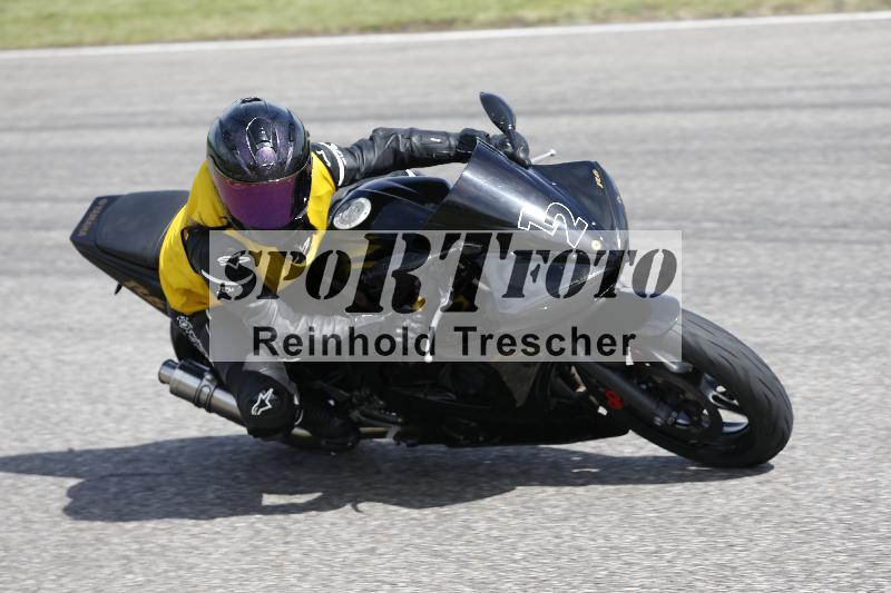 /Archiv-2025/07 19.04.2025 Speer Racing ADR/Instruktorentraining/12
